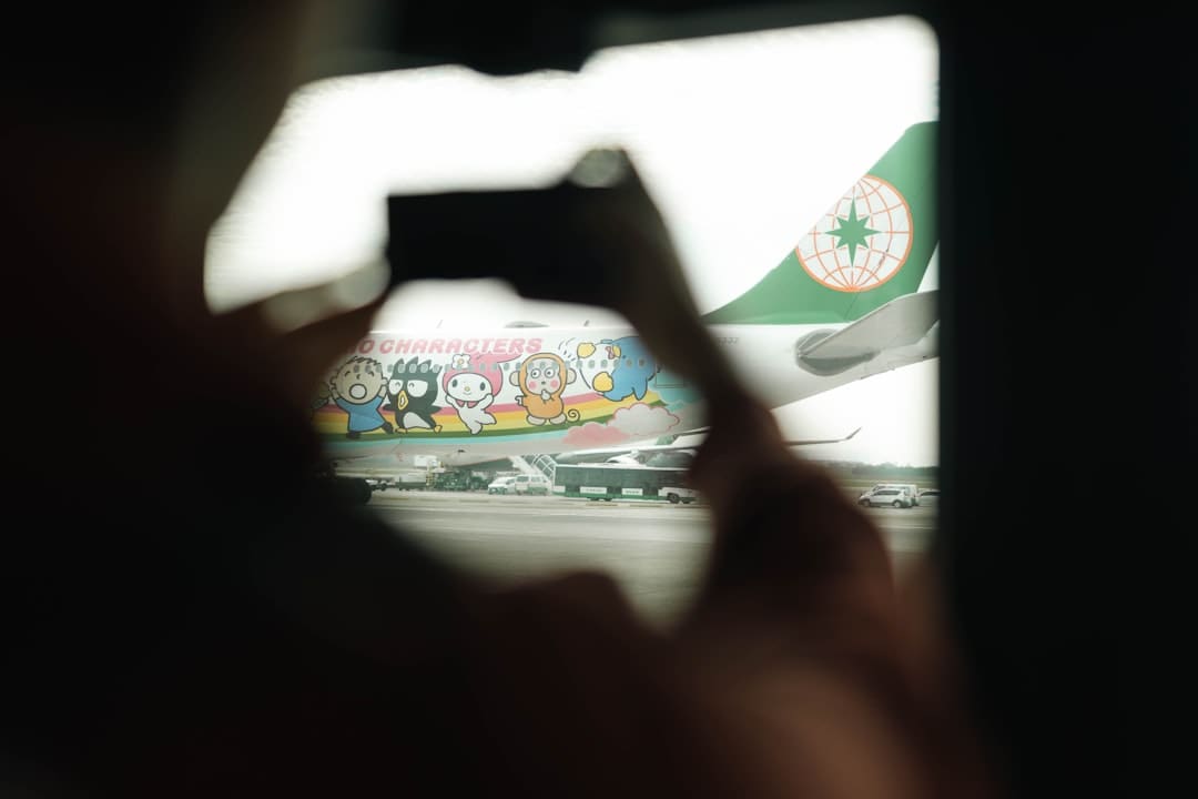 深市公司半年报全景扫描：营收超10万亿元 战新产业公司增势强劲